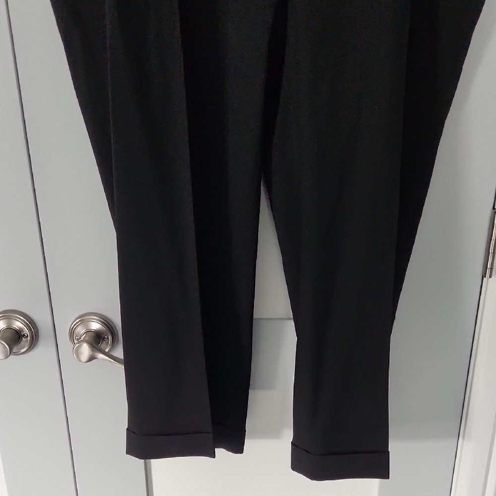Van Heusen Men's Classic Black Dress Pants, Size 48W And 29L. - Picture 10 of 14